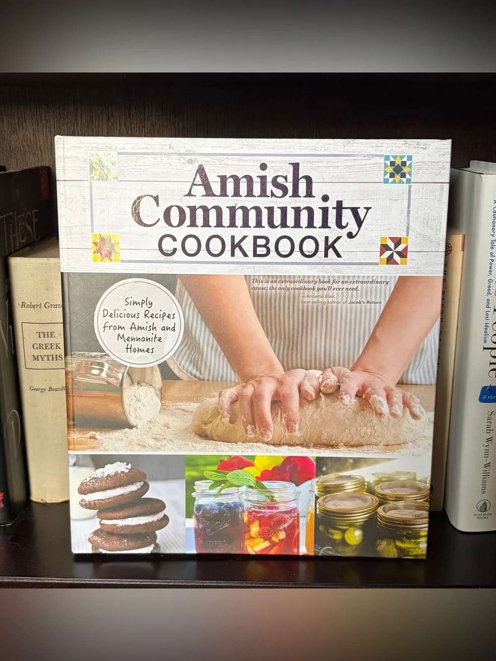 Amish Community Cookbook by Joel Kratzer; Carole Roth Giagnocavo